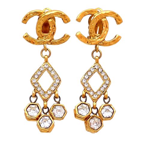 where to buy chanel earrings in canada|Chanel symbol earrings.